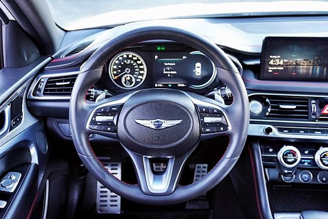 Used 2023 Genesis G70 2.0T w/ Sport Prestige Package image 20