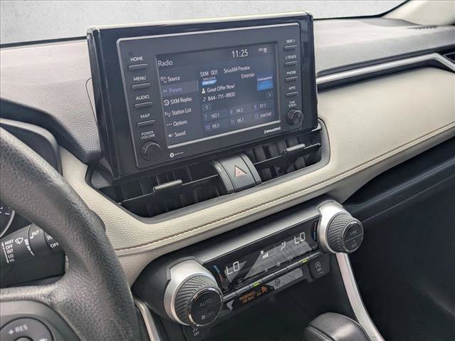 Used 2021 Toyota RAV4 XLE w/ Convenience Package FWD image 10