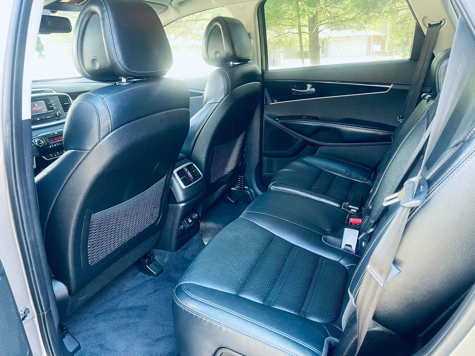 Used 2016 Kia Sorento EX w/ EX Premium Package image 24