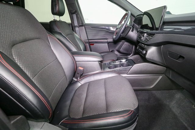 Used 2023 Ford Escape ST-Line w/ Tech Pack #1 image 17