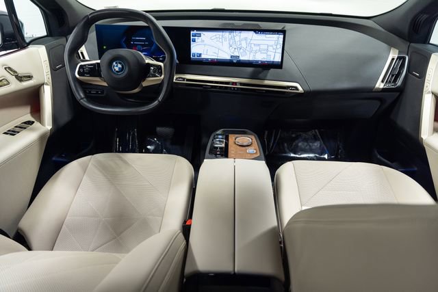 Certified 2023 BMW iX xDrive50 w/ Premium Package image 21