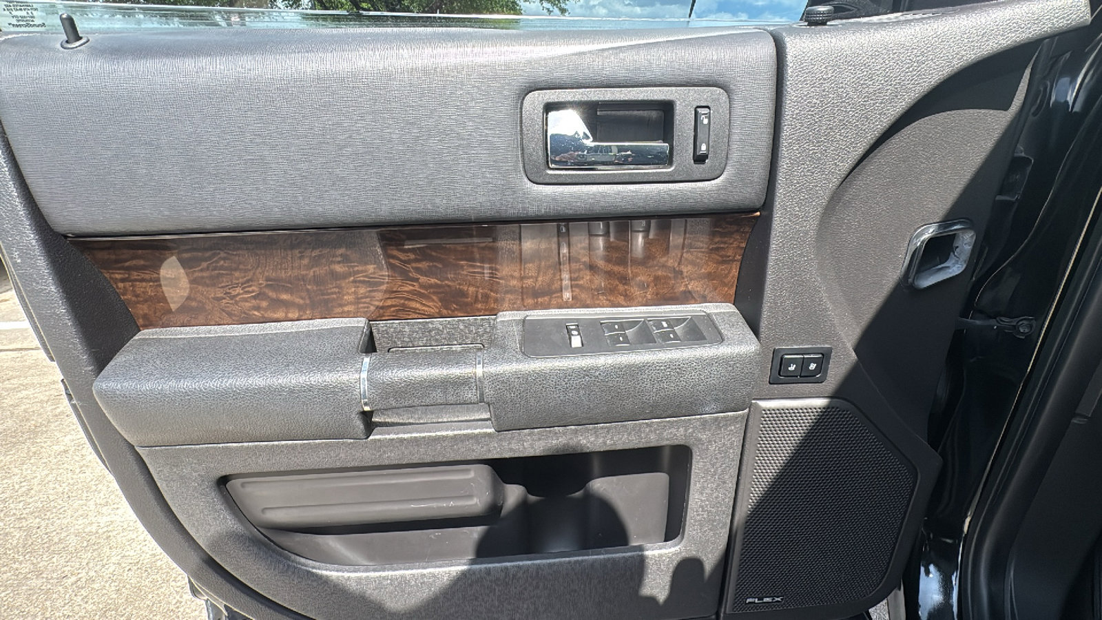 Used 2014 Ford Flex Limited image 11