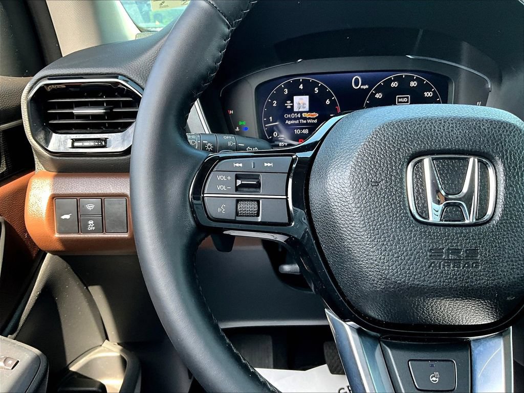 Used 2023 Honda Pilot Elite image 13