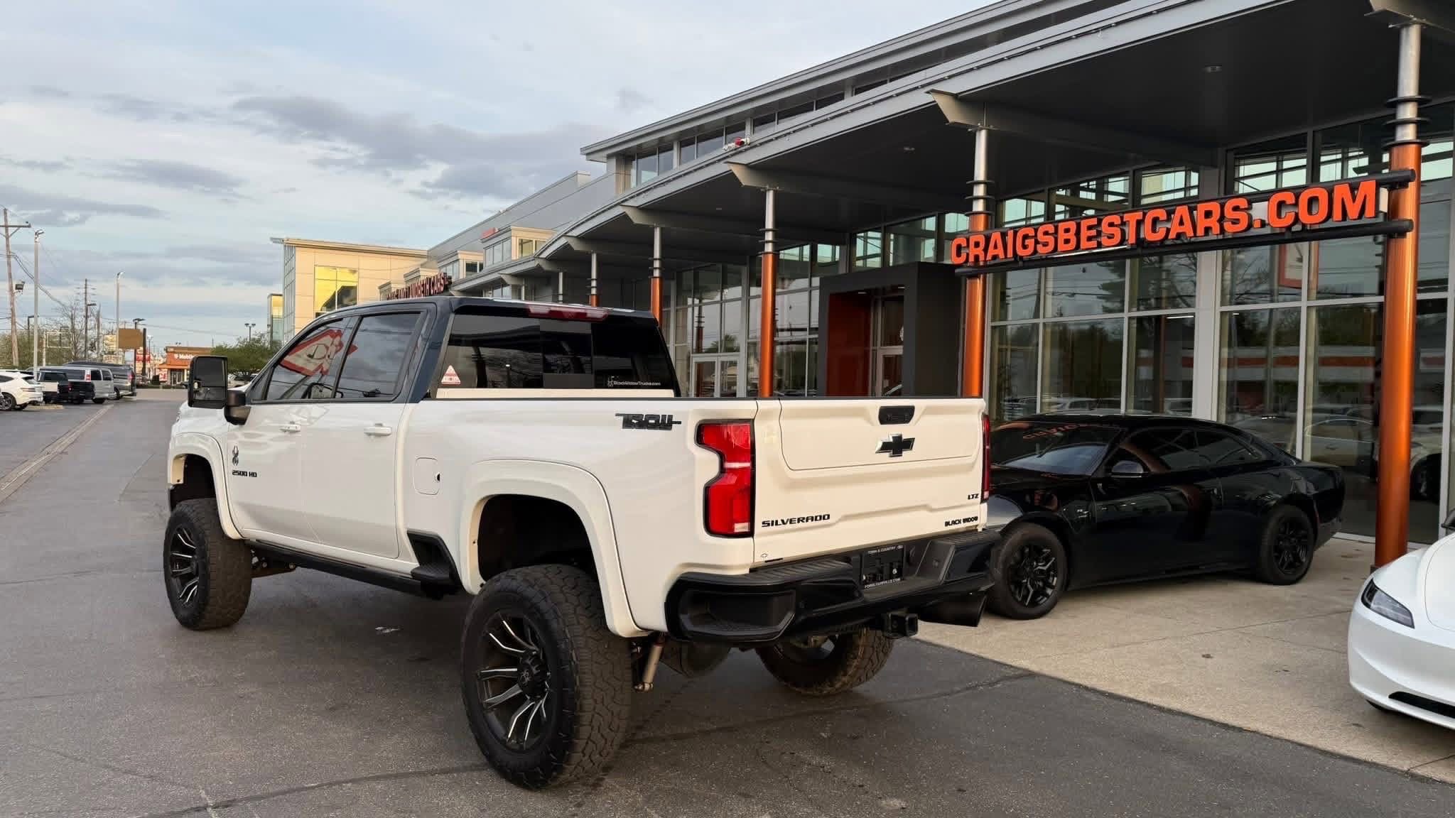 Used 2025 Chevrolet Silverado 2500 LTZ w/ Trail Boss Package image 7