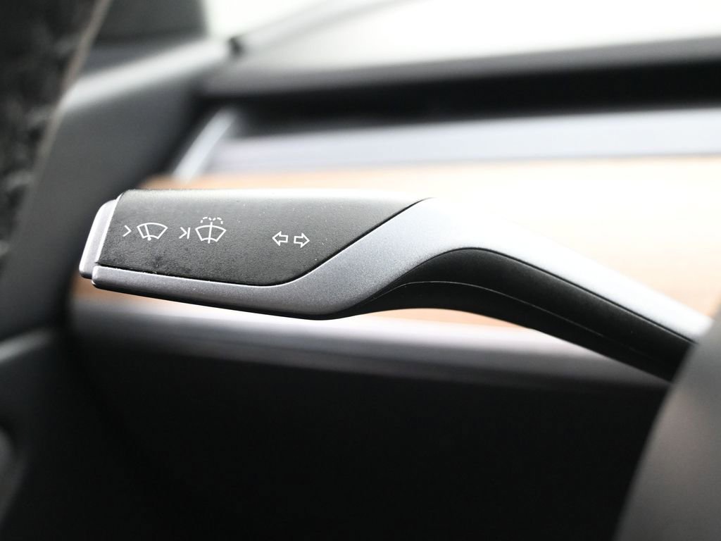 Used 2021 Tesla Model 3 Long Range AWD/4WD image 18