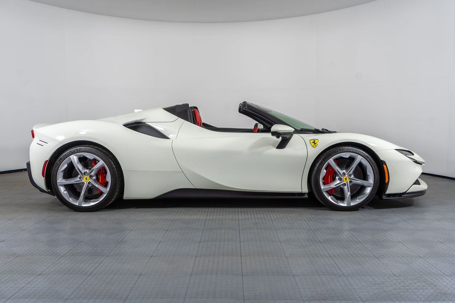 Certified 2025 Ferrari SF90 Spider image 8