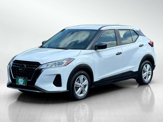 Used 2022 Nissan Kicks S FWD image 8