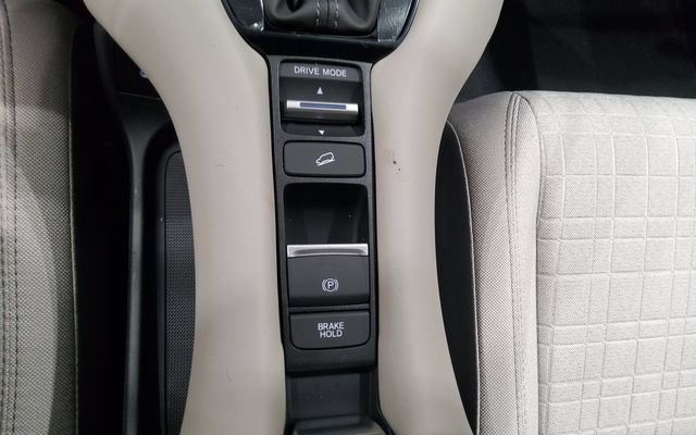 New 2027 Honda HR-V LX image 31