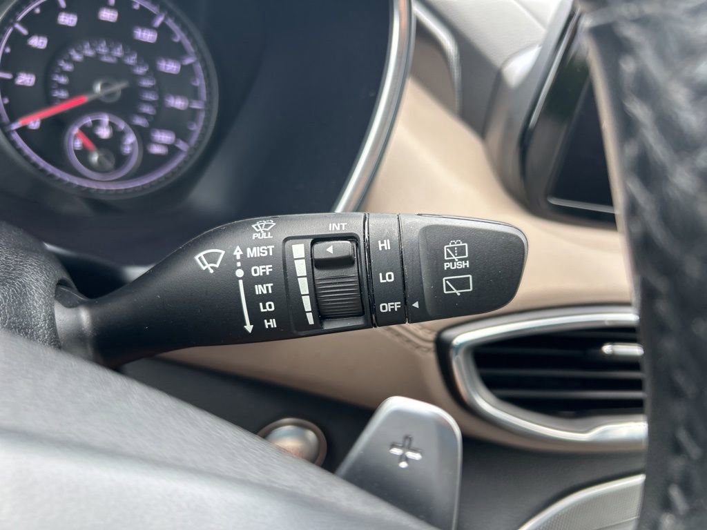 Used 2023 Hyundai Santa Fe SEL image 23