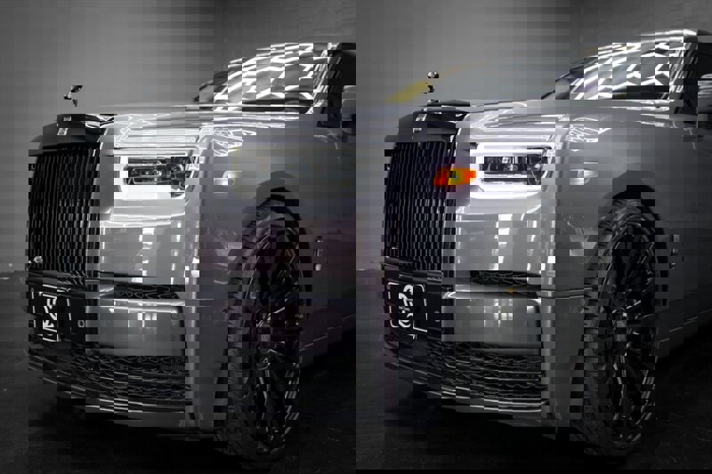 Used 2019 Rolls-Royce Phantom Sedan image 28