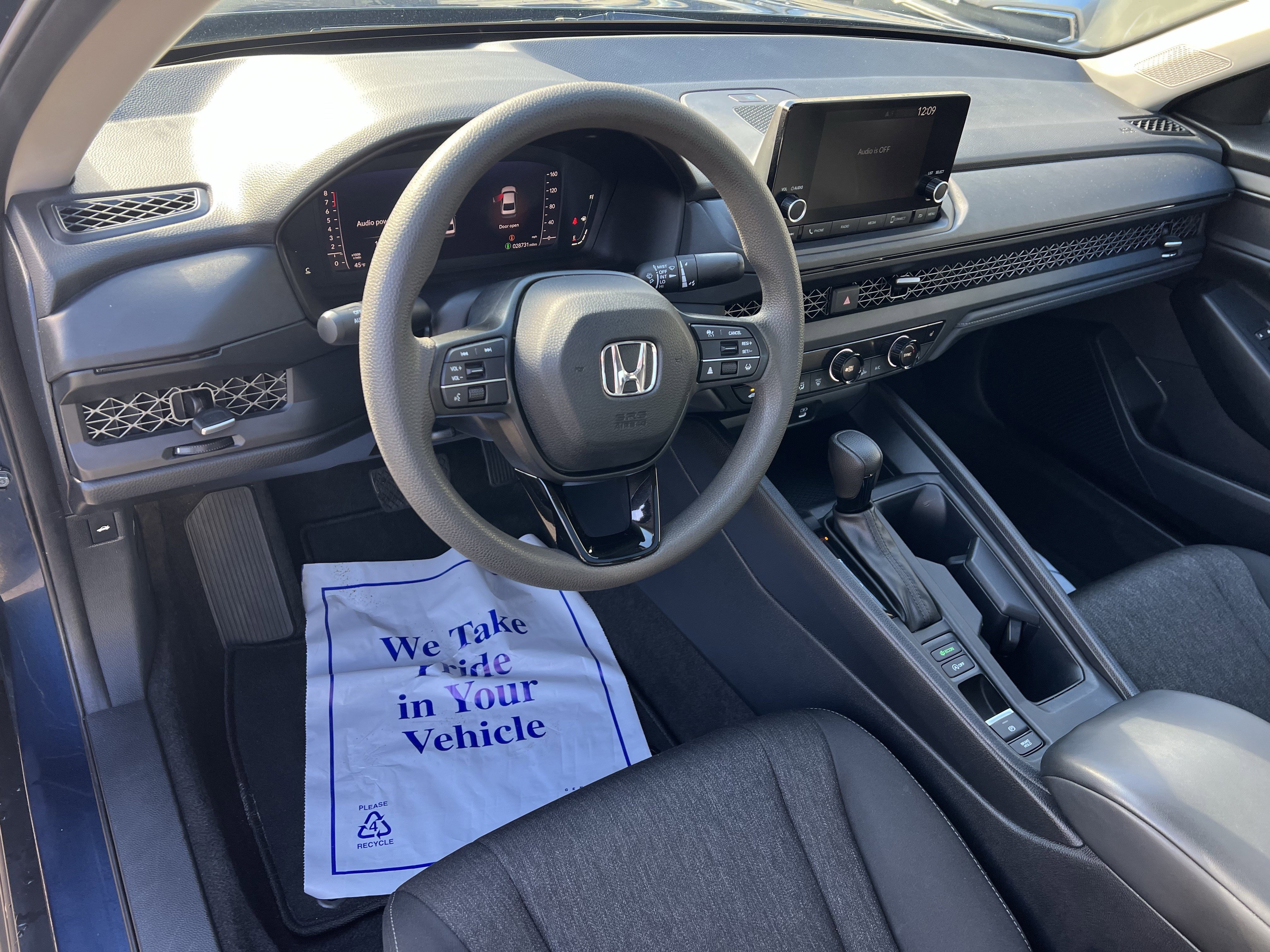 Certified 2023 Honda Accord EX image 13