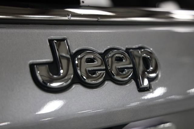 Used 2022 Jeep Compass Latitude w/ Convenience Group image 13