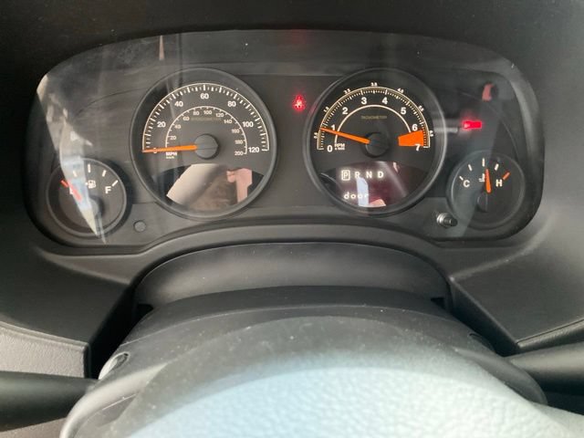 Used 2017 Jeep Patriot Latitude AWD/4WD image 7