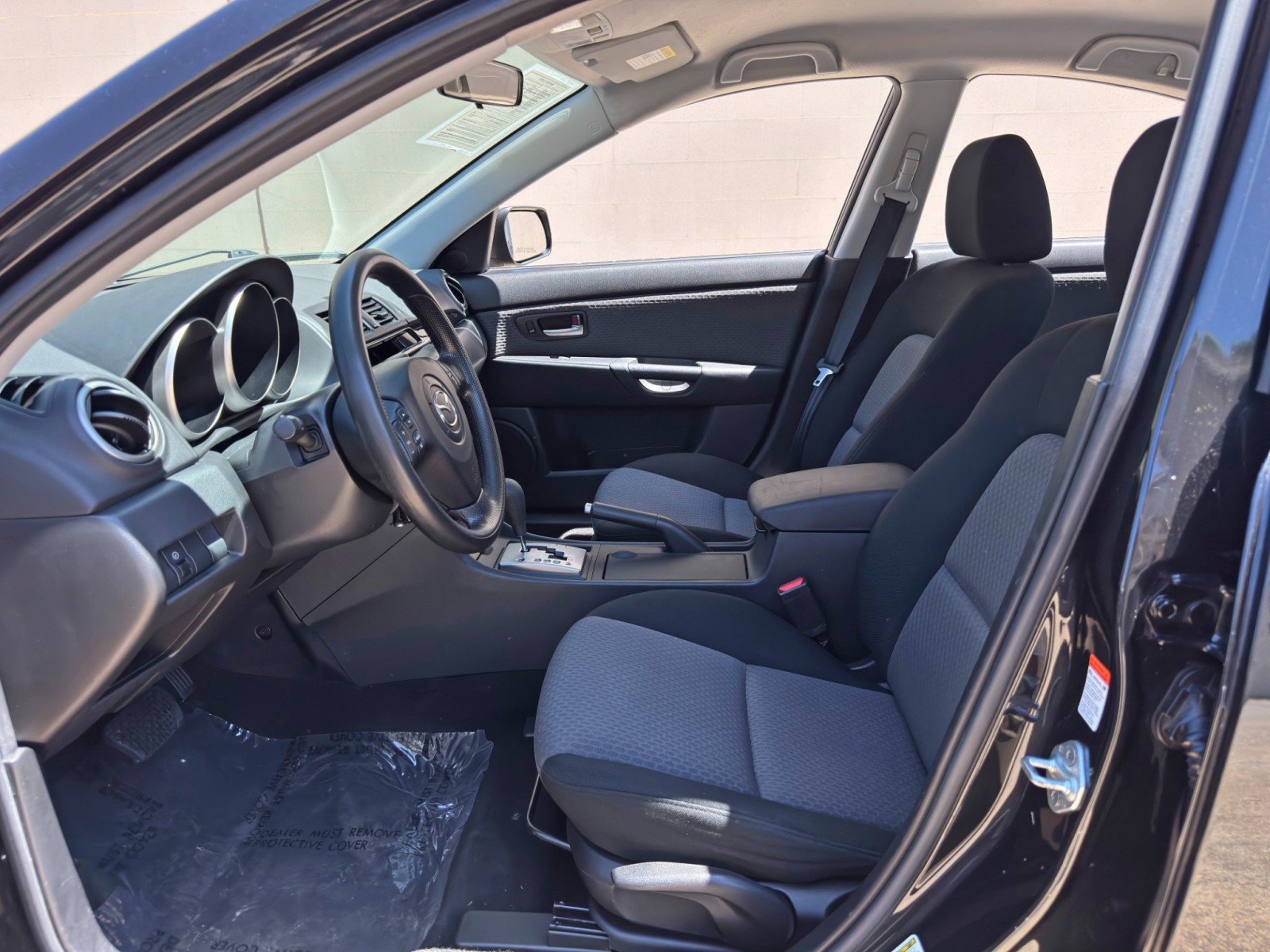 Used 2006 MAZDA MAZDA3 i Touring FWD image 15