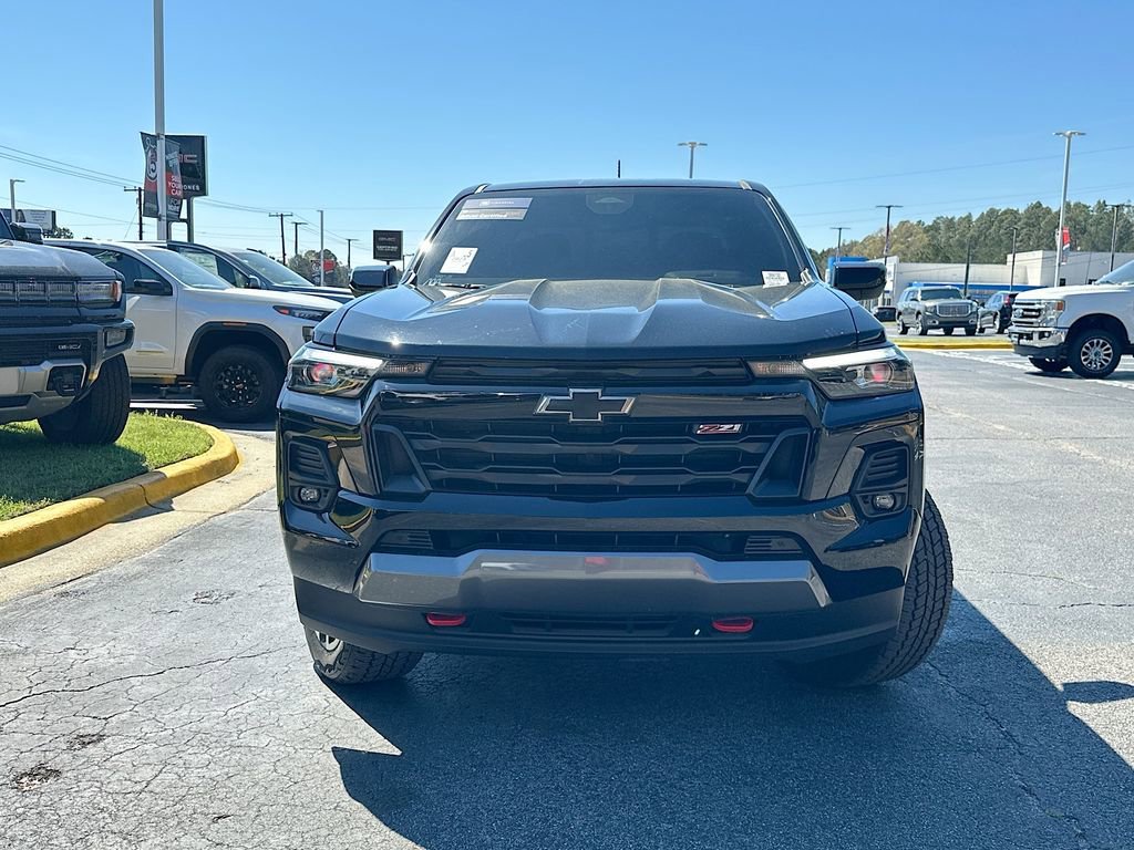 Used 2023 Chevrolet Colorado Z71 w/ Advanced Trailering Package AWD/4WD image 5