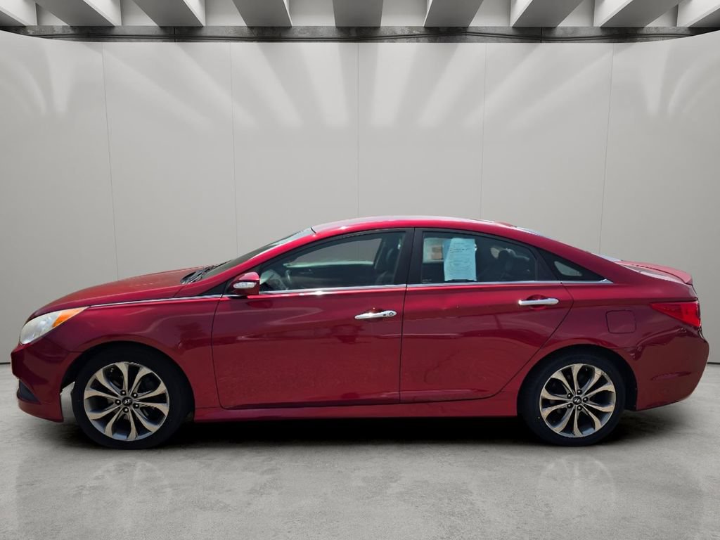 Used 2014 Hyundai Sonata SE FWD image 2