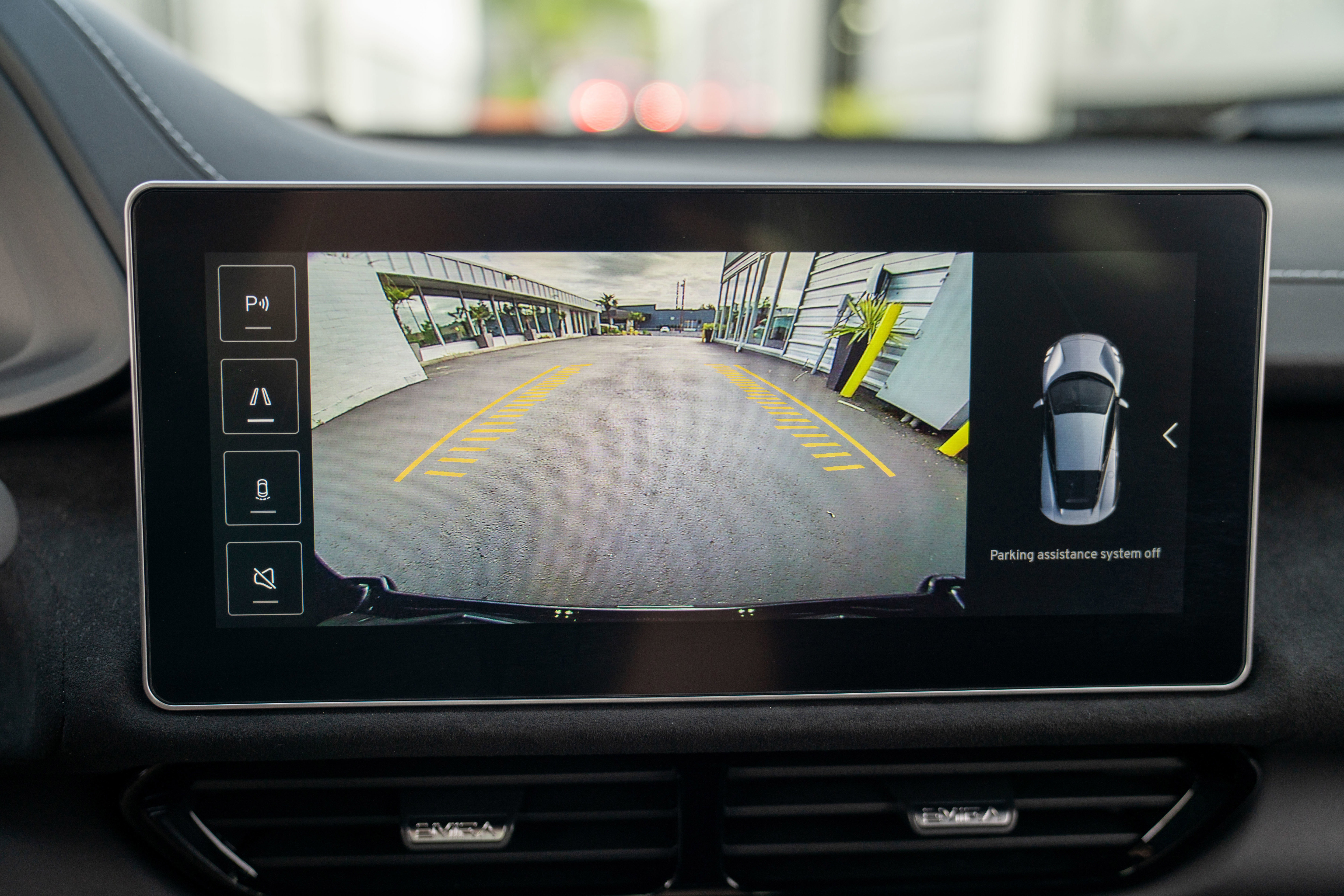 Used 2025 Lotus Emira RWD image 25