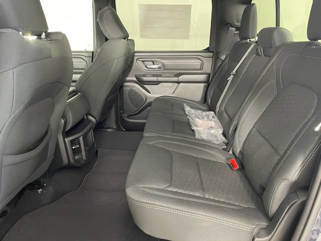 New 2026 RAM 1500 Express AWD/4WD image 9