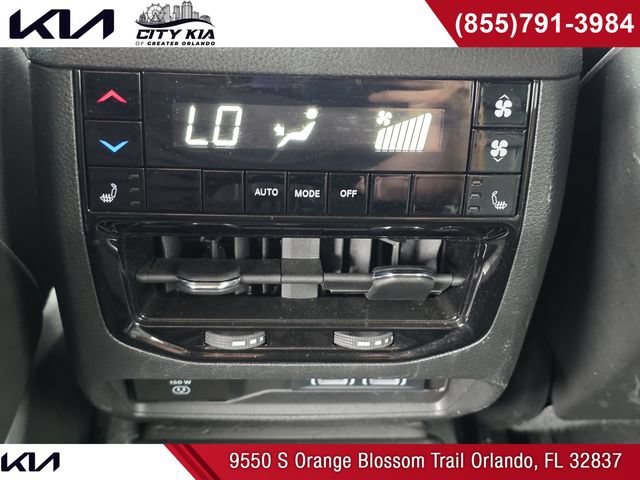 Used 2024 Jeep Grand Cherokee L Limited AWD/4WD image 18
