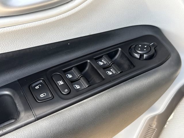 Used 2021 Jeep Renegade Limited w/ Sun & Sound Group image 21