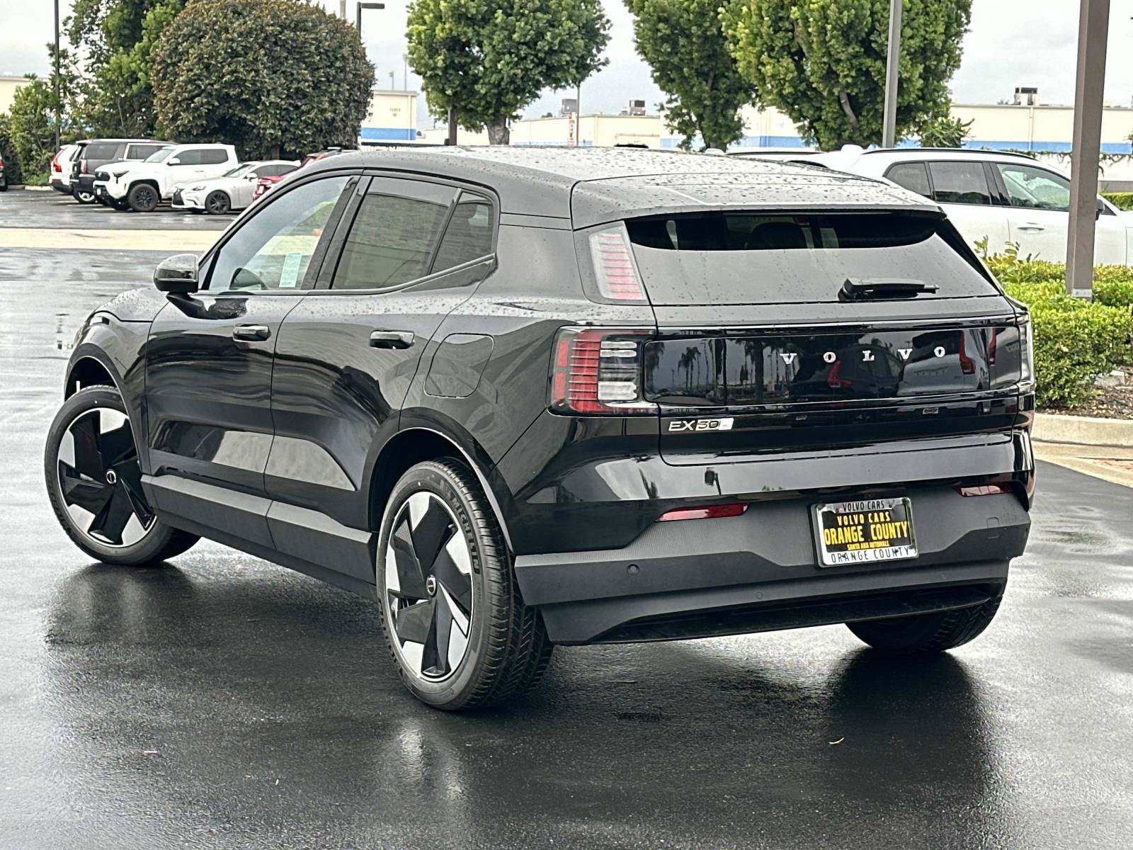 New 2026 Volvo EX30 Plus w/ Climate Package AWD/4WD image 5