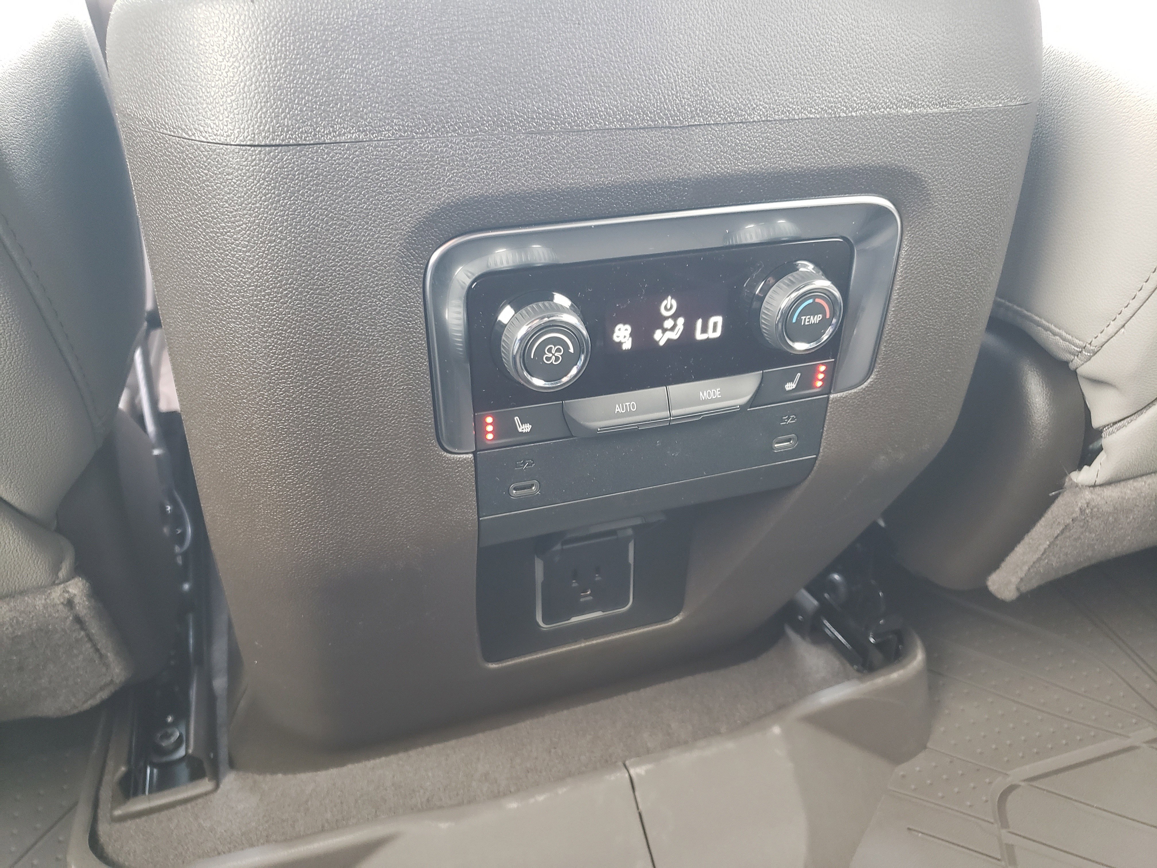 New 2026 Chevrolet Tahoe LT w/ Comfort Package image 36