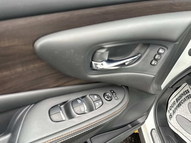 Used 2021 Nissan Murano Platinum AWD/4WD image 9