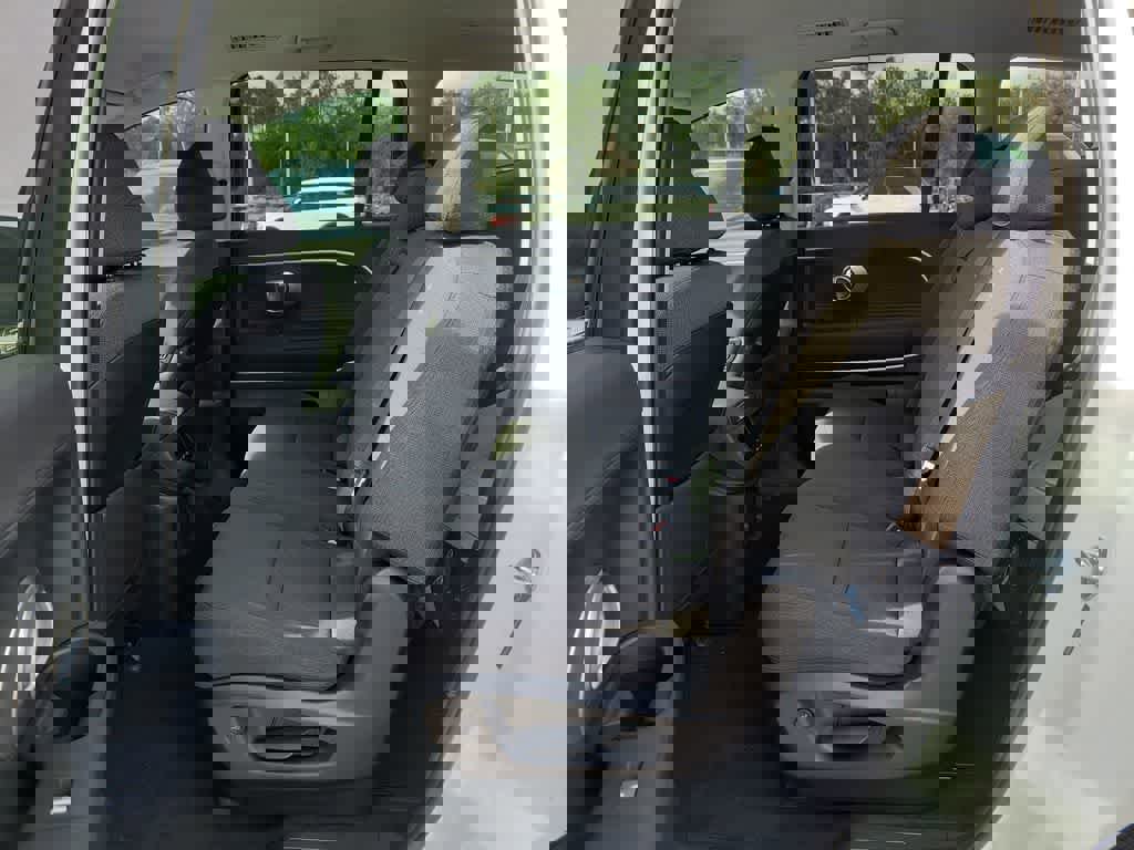 New 2026 Hyundai Ioniq 9 SE image 9