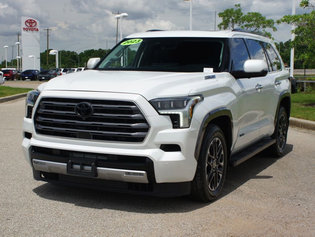 Used 2023 Toyota Sequoia Limited w/ Tow Technology Package AWD/4WD image 2
