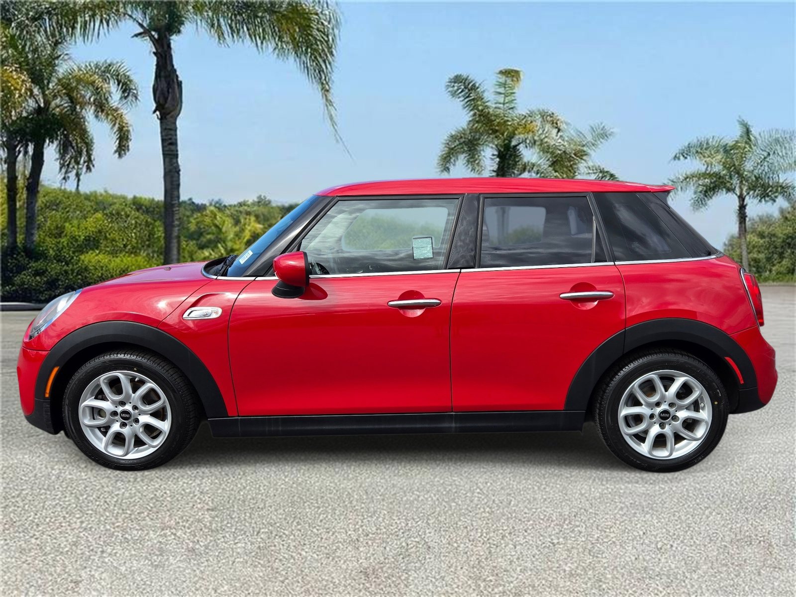 Used 2020 MINI Cooper S FWD image 2