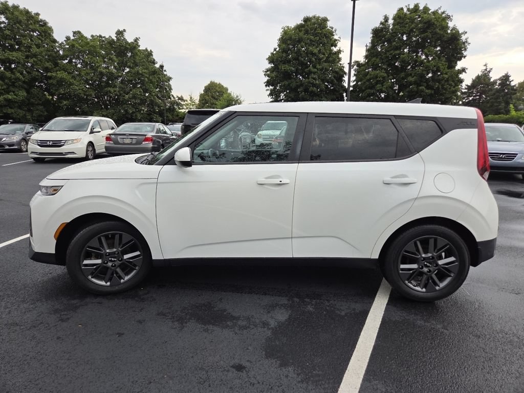 Used 2022 Kia Soul EX FWD image 21