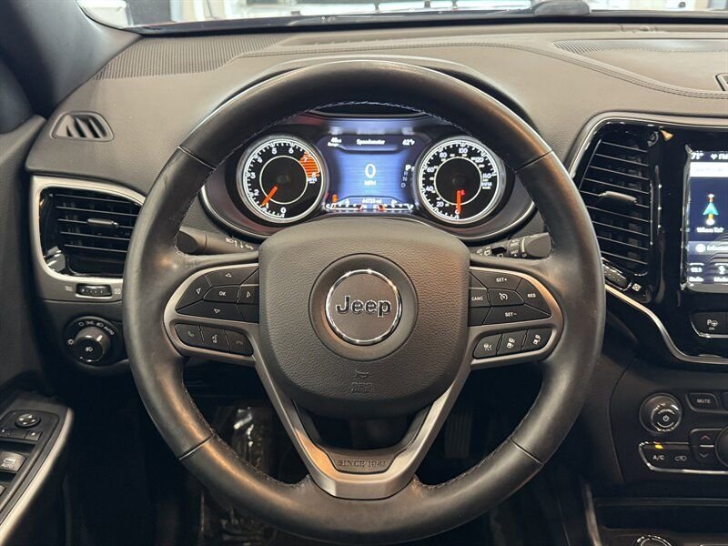 Used 2019 Jeep Cherokee High Altitude image 30