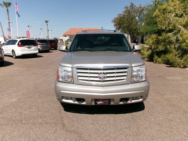 Used 2005 Cadillac Escalade 2WD image 4