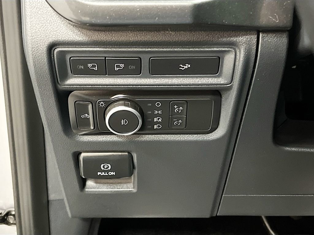 Used 2022 Ford F150 XLT w/ Equipment Group 302A High AWD/4WD image 10