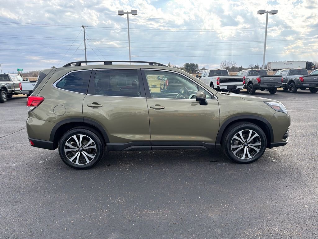 Used 2023 Subaru Forester Limited image 6