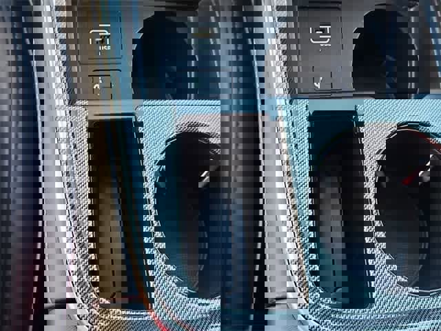 Certified 2022 Hyundai Santa Fe Limited image 32