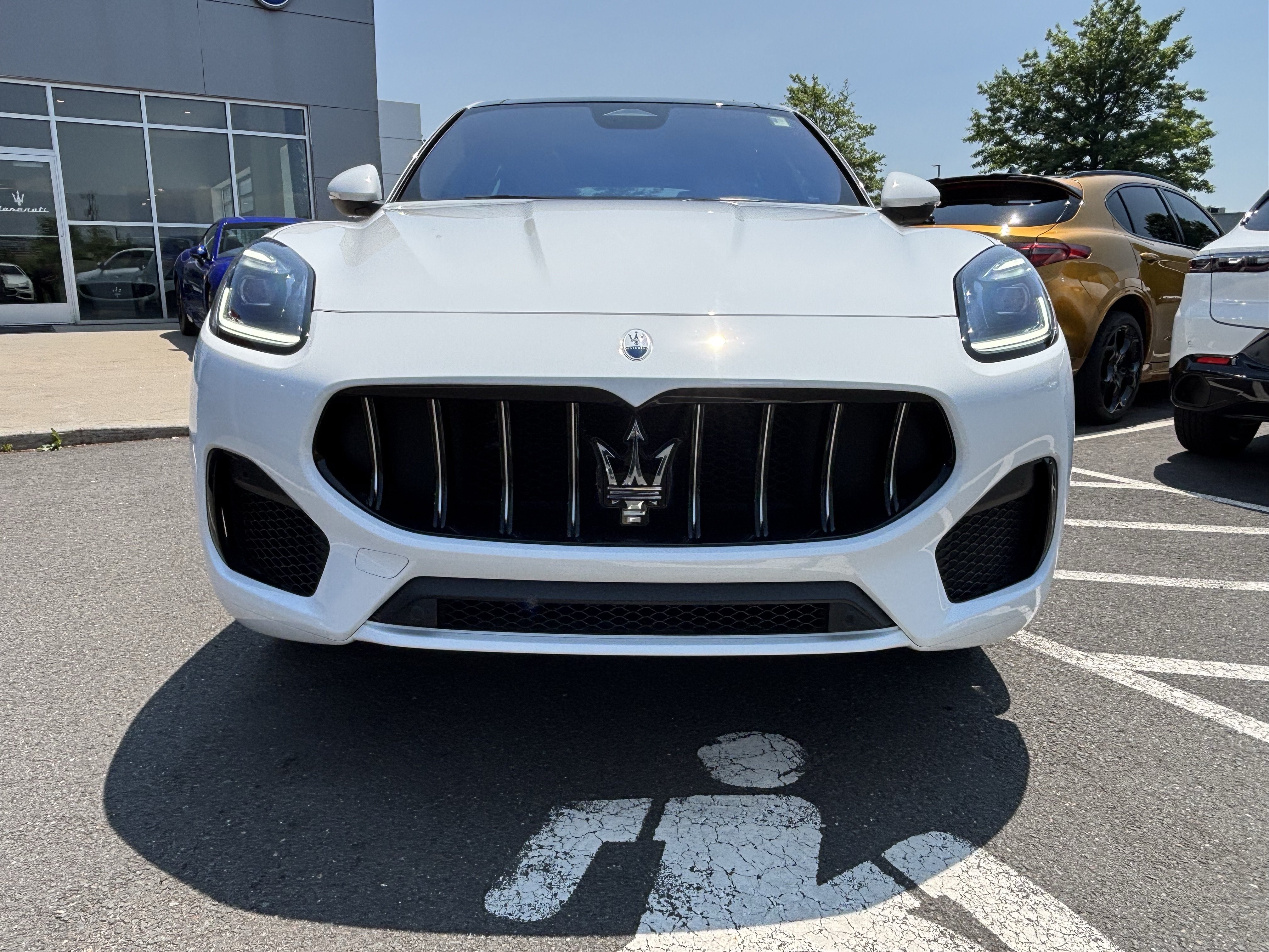 Used 2025 Maserati Grecale Folgore AWD/4WD image 13