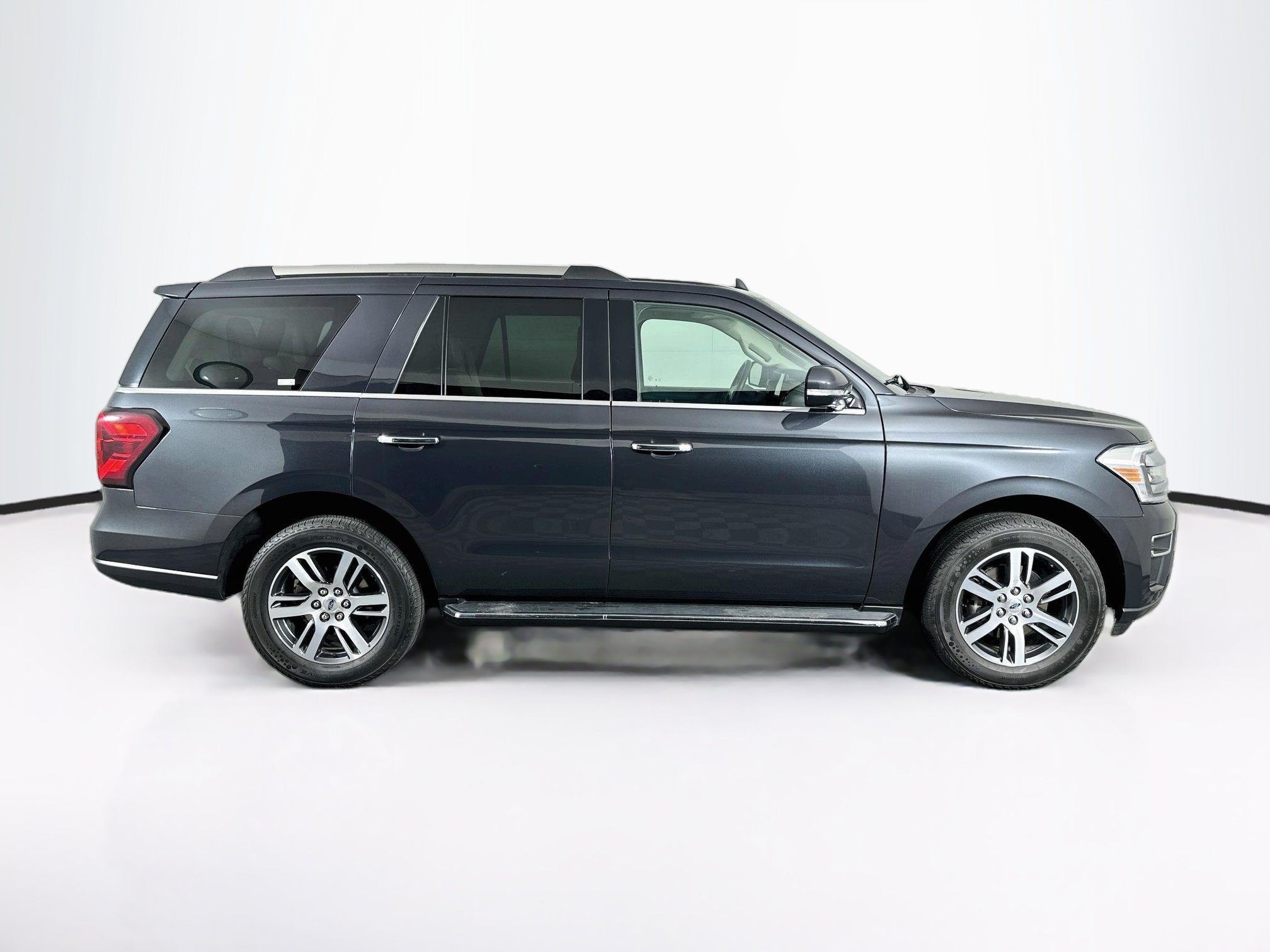 Used 2023 Ford Expedition Limited AWD/4WD image 10