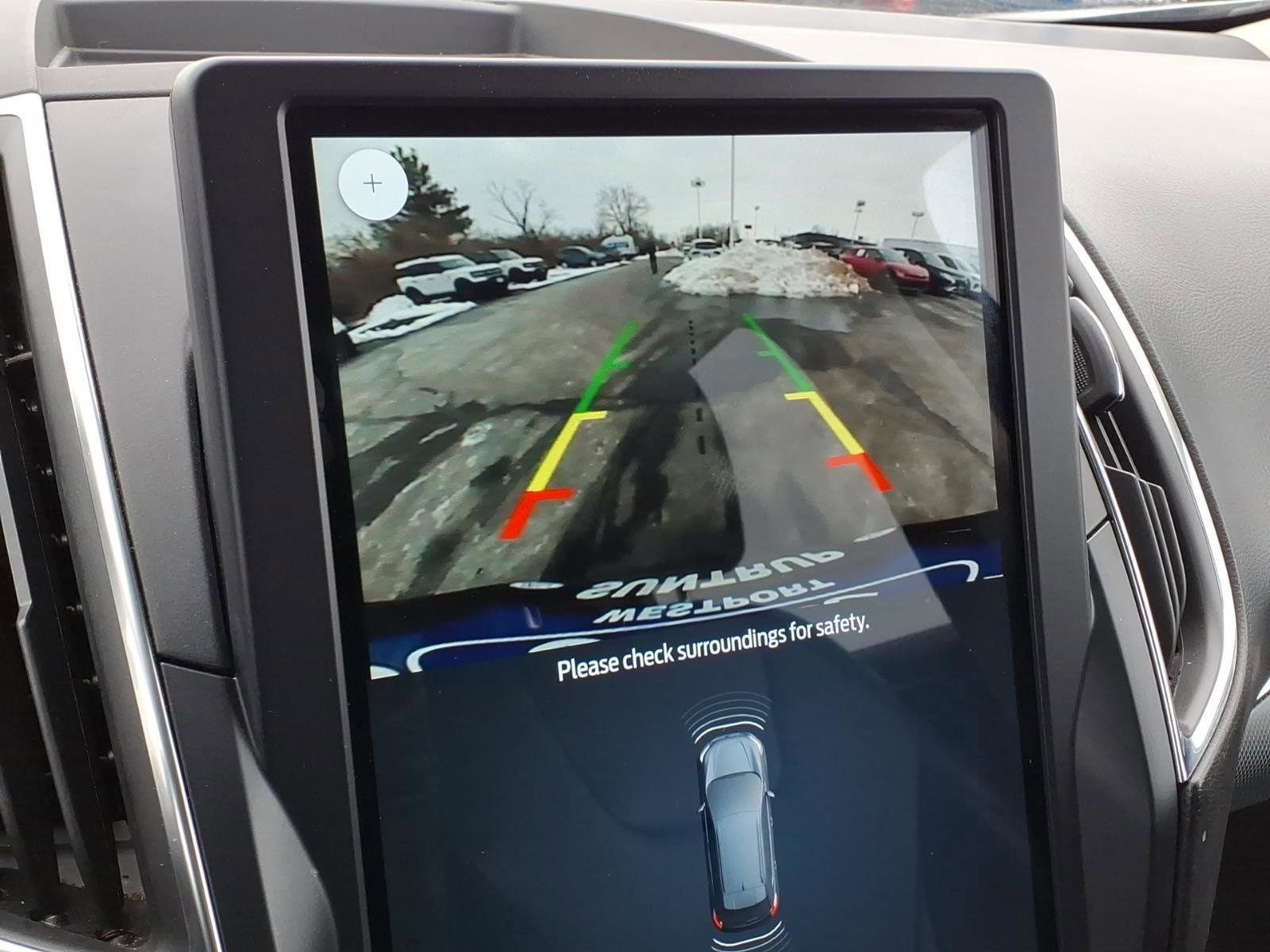 Used 2022 Ford Edge Titanium image 8