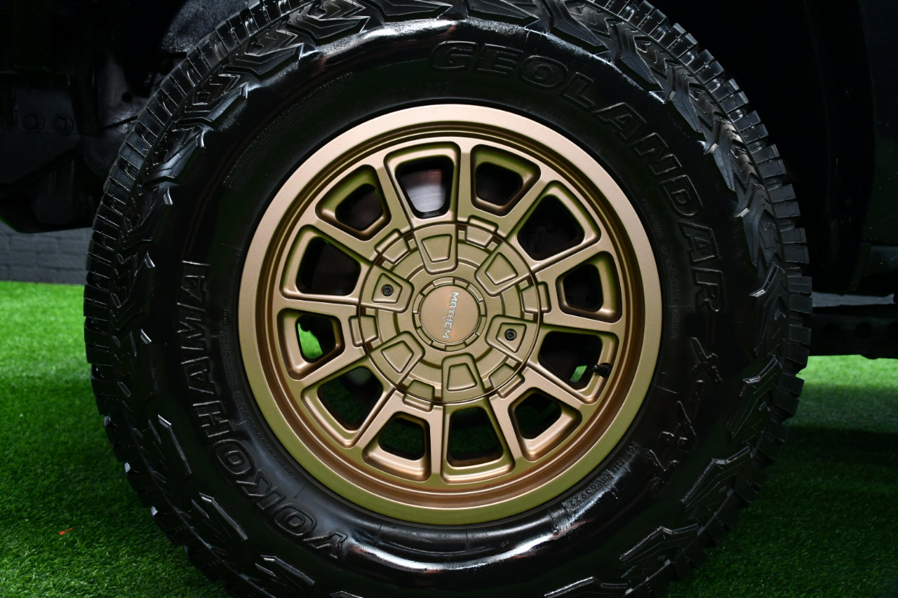 Used 2019 RAM 3500 Laramie w/ Black Appearance Package image 12