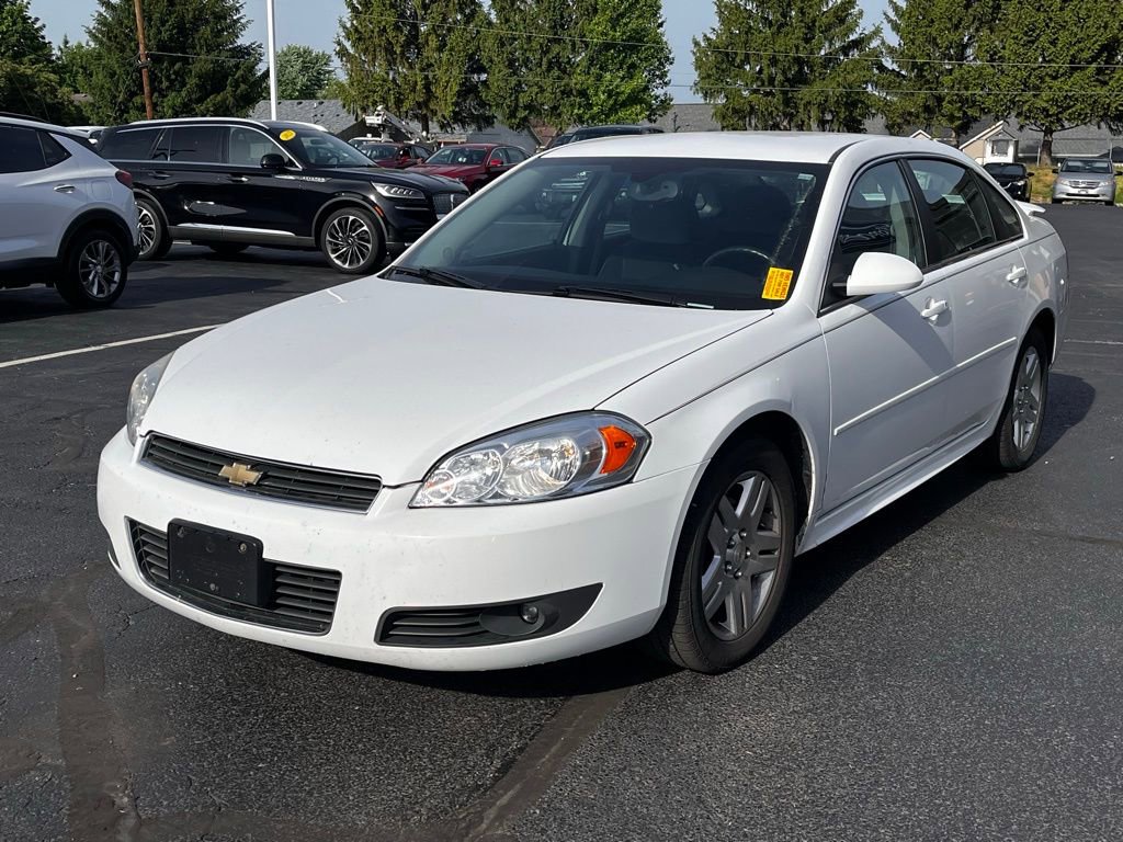Used 2011 Chevrolet Impala LT FWD image 2