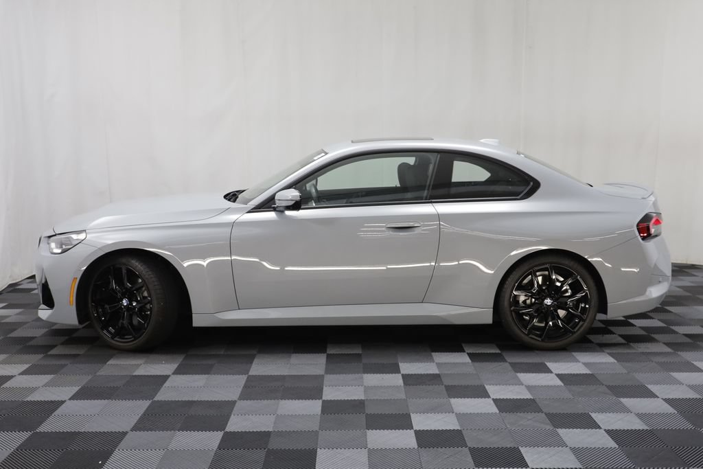 Used 2026 BMW 230i xDrive Coupe w/ M Sport Package AWD/4WD image 4