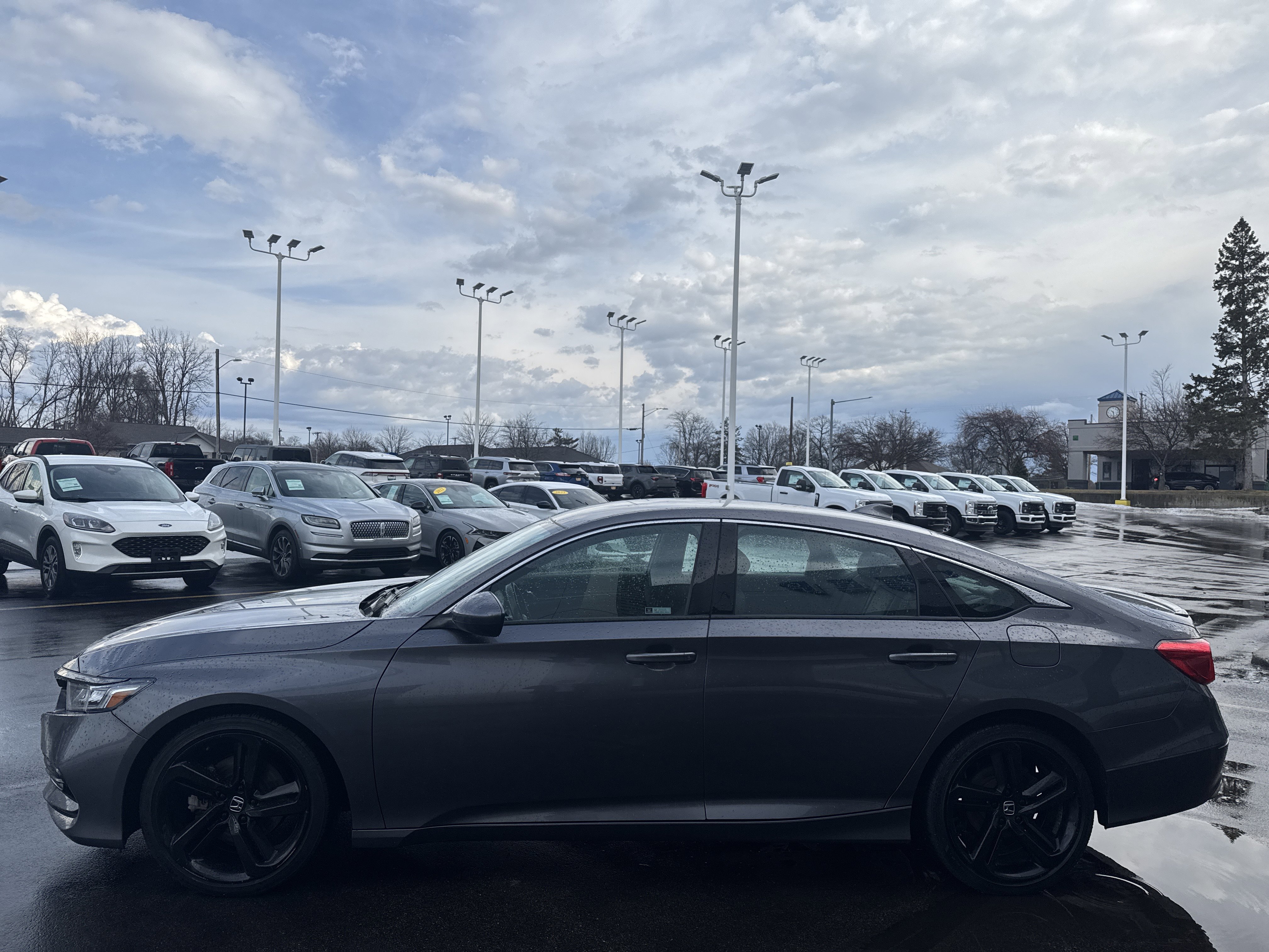 Used 2020 Honda Accord Sport image 4