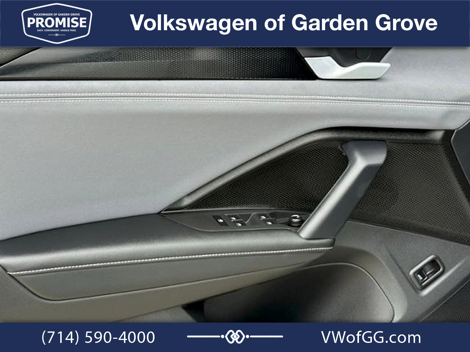 New 2026 Volkswagen Tiguan SE R-Line FWD image 9