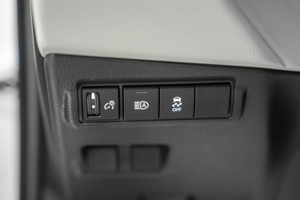 New 2026 Toyota Corolla Cross LE AWD/4WD image 38