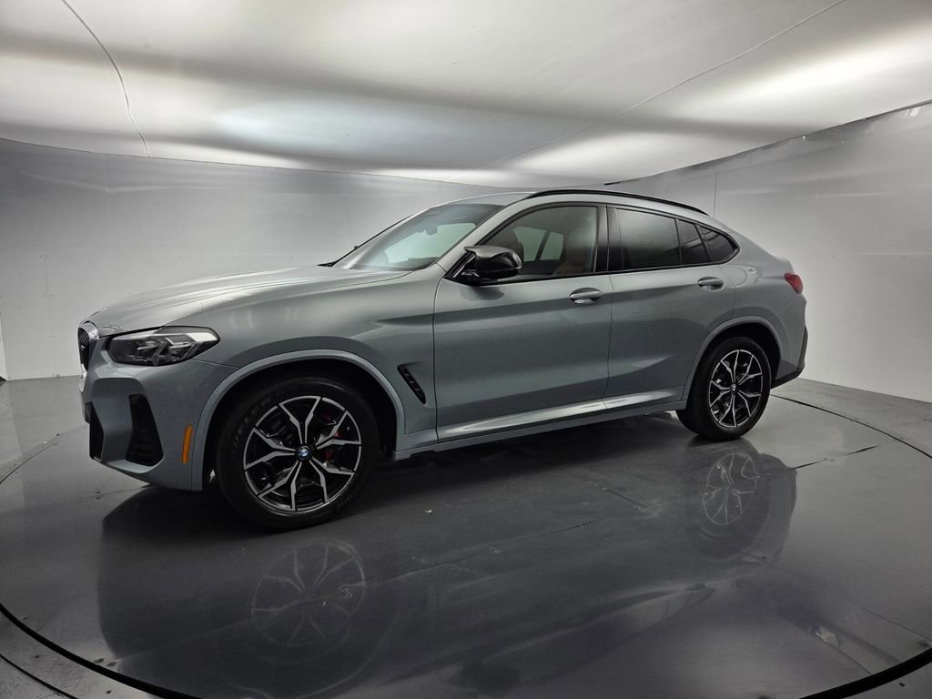 Used 2024 BMW X4 M40i AWD/4WD image 5