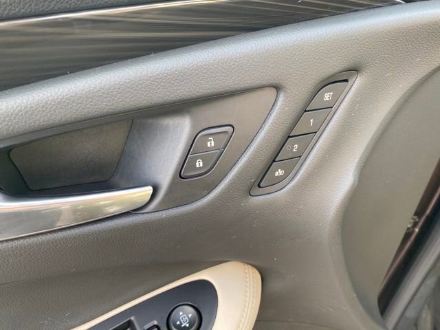Used 2020 Buick Envision Premium image 18