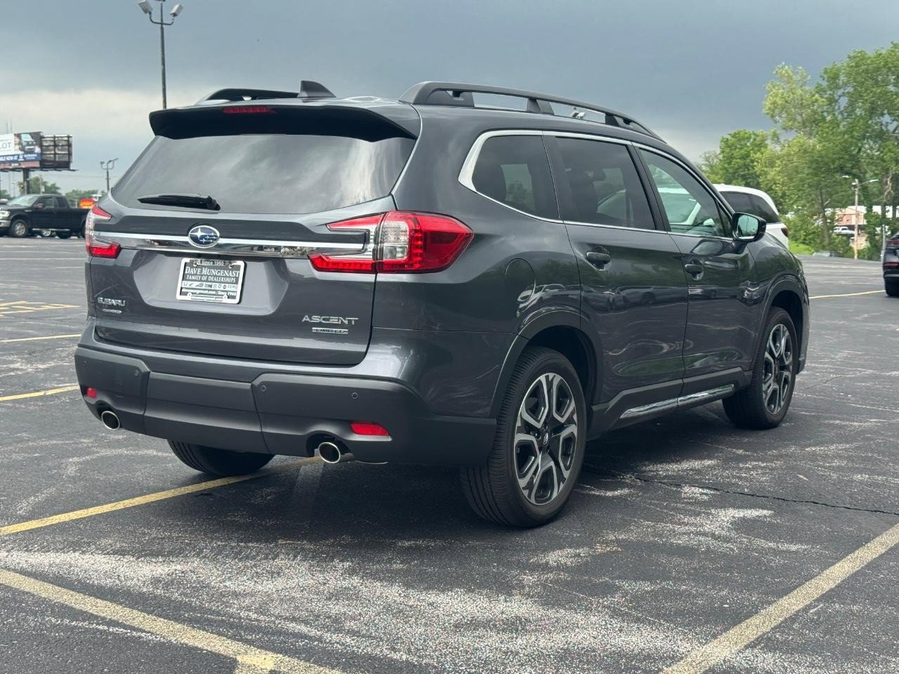 Used 2025 Subaru Ascent Limited AWD/4WD image 4