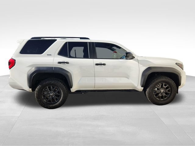Used 2025 Toyota 4Runner SR5 AWD/4WD image 10