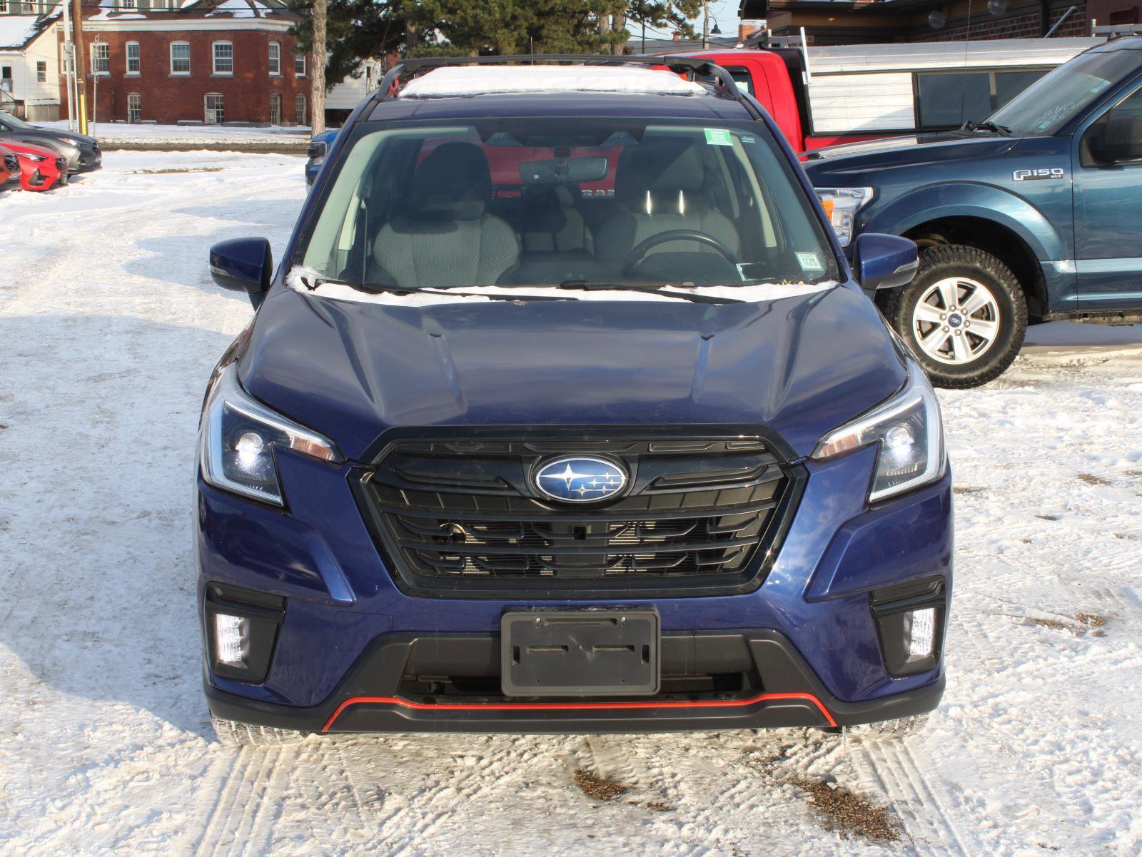 Used 2023 Subaru Forester Sport image 2